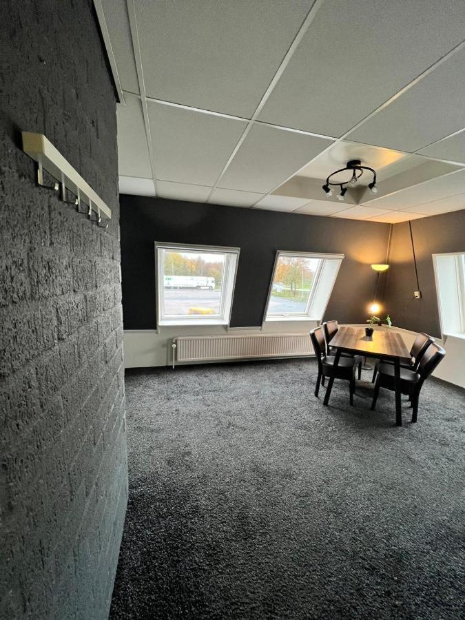 Hotel de Raket Rogat Eksteriør bilde