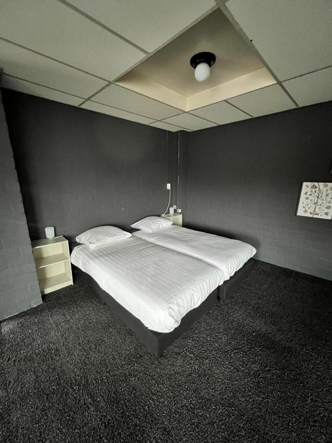 Hotel de Raket Rogat Eksteriør bilde